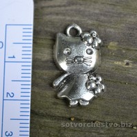 фото кітті з квіточкою срібло