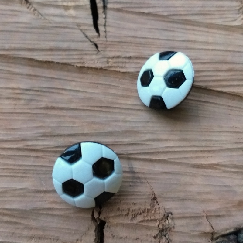 пуговицы футбольный мяч пластик | интернет магазин Сотворчество