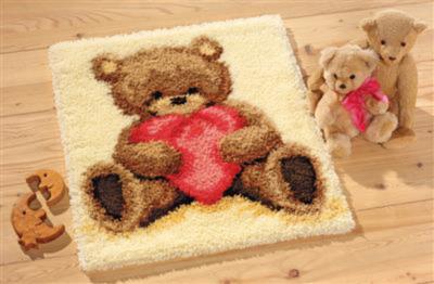 1695/38.501 (0011093) Набор для вышивания коврика Vervaco серия Popcorn the Bear I love you "С любовью"
