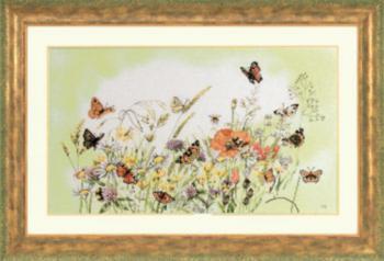 PN-0007967 Набор для вышивки крестом LanArte Flowers/Butterfly "Бабочки на лугу"