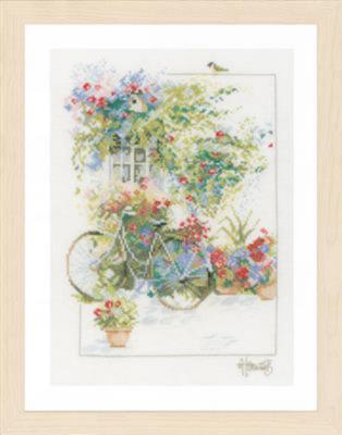 PN-0168447 Набор для вышивки крестом LanArte Flowers &amp; Bicycle "Цветы и велосипед"